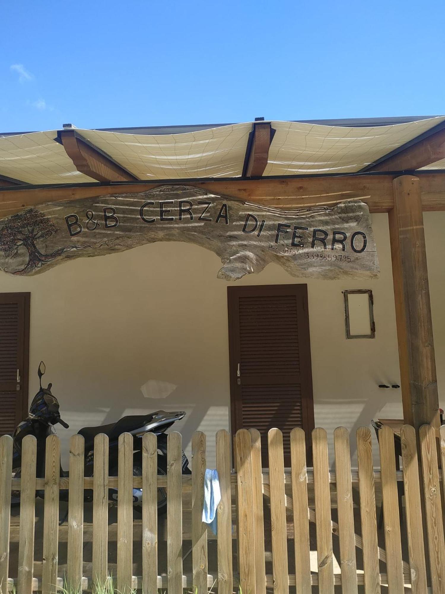 Cerza Di Ferro Frühstückspension *